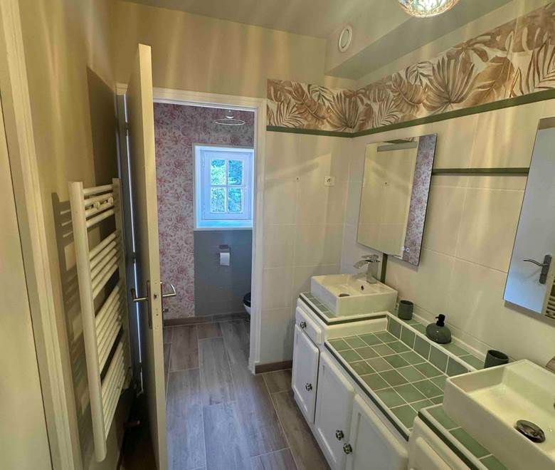 O Moulin du Fieux - Chambre 2 - Bois - Salle de bain et WC