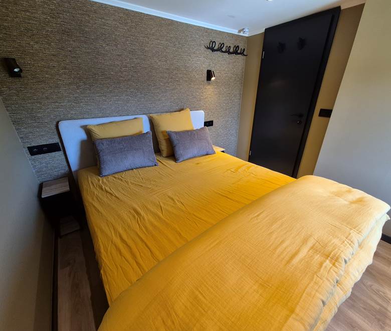 PETITE CHAMBRE HAUT (3)