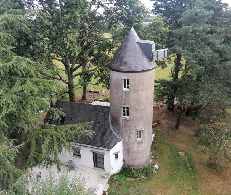 vue par un drône du moulin de La Retardière à Orvault