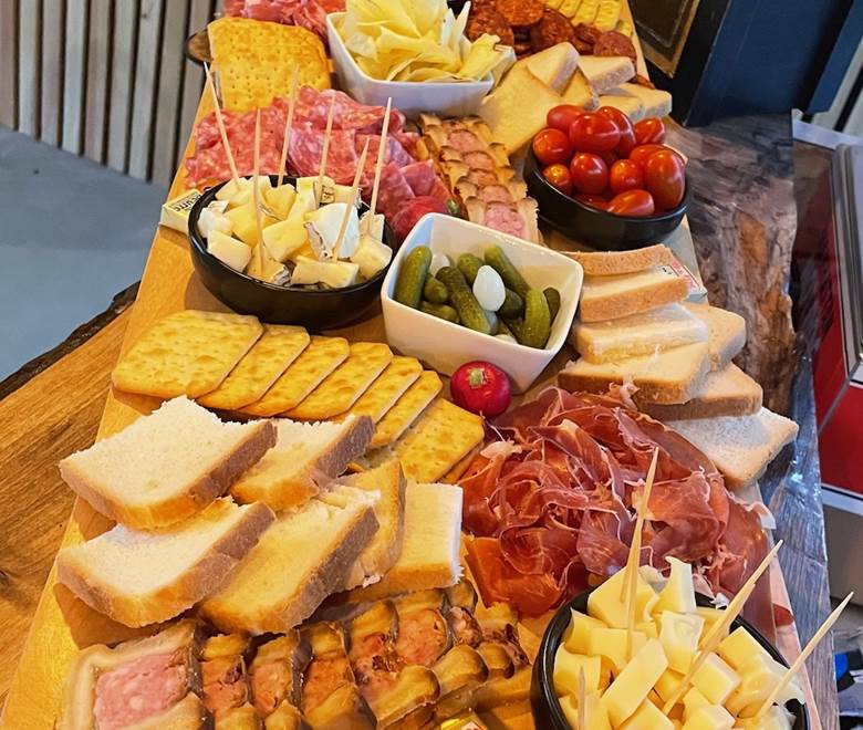 La grange planche apéro