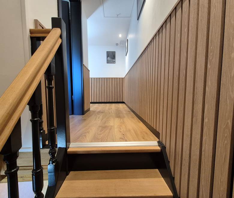 HALL HAUT