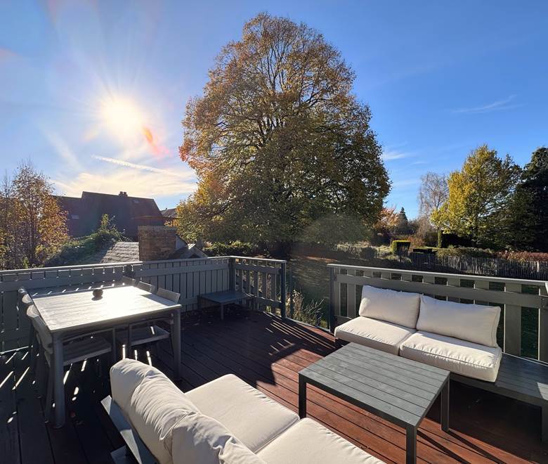 Terrasse et vue sur le jardin