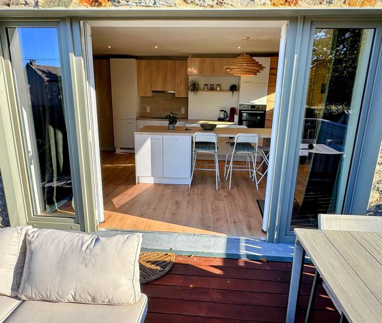 Terrasse et cuisine