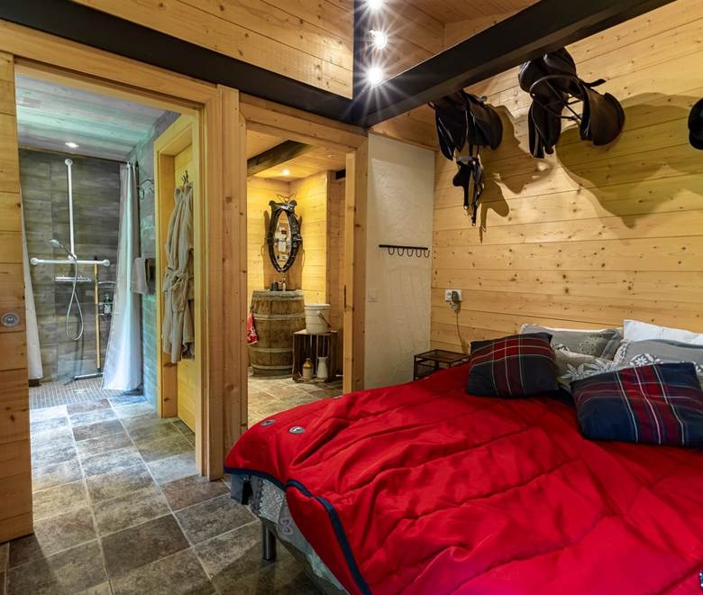 La chambre (PMR) : Thème l'écurie