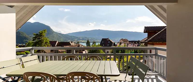 01-Le duplex vue Lac et montagnes-TERRASSE 1