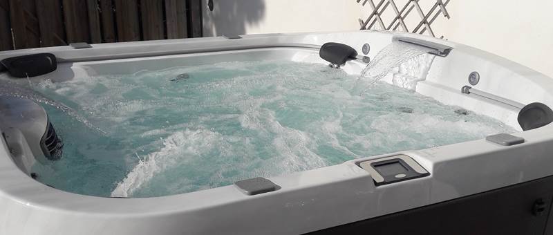 Jacuzzi