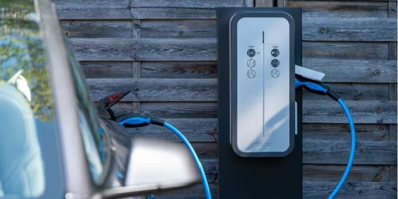 Borne de Recharge Hager-options