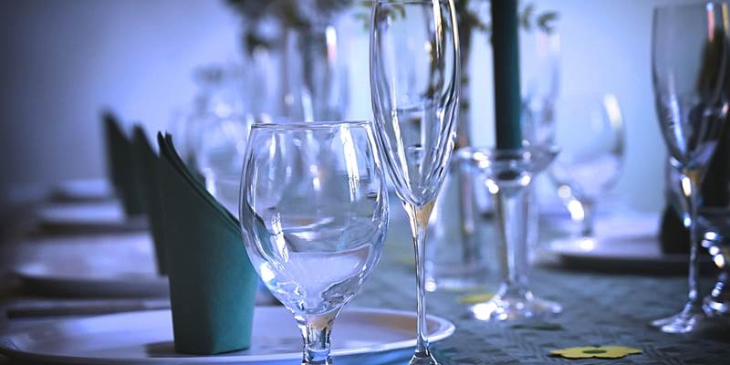 table-setting-3604064_1280-options