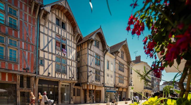 -Studio-OG--Troyes-La-Champagne-Tourisme-3-img-around