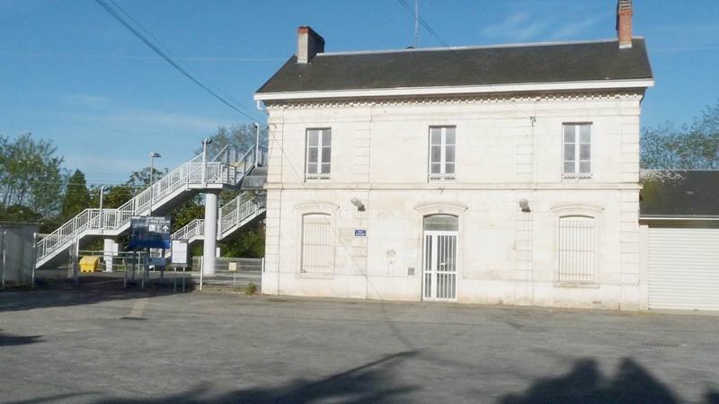 au-bouchon-17-meuble-de-tourisme-gite-navette-gare-saint-aigulin