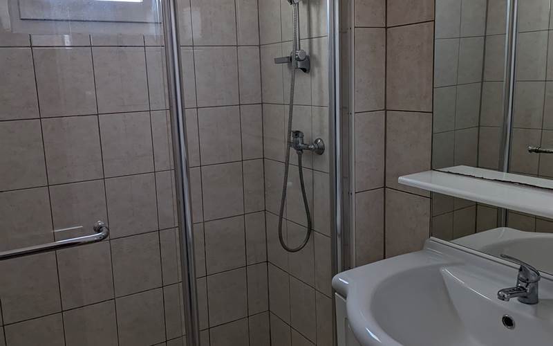 ETANG VALLIER RESORT GITE CLASSIQUE SALLE DE DOUCHE