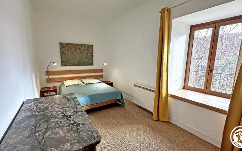 Chambre lit double 140