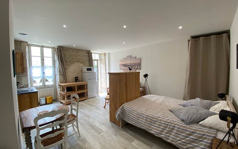 CHAMBRES-D'HÔTES-LE-PUITS-SAINTE-CLAIRE-Chambre