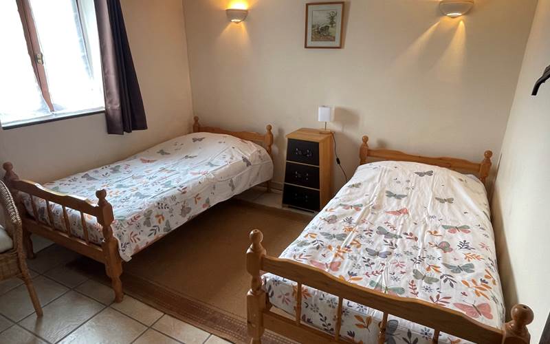 Chambre 2 lits simple 90x190