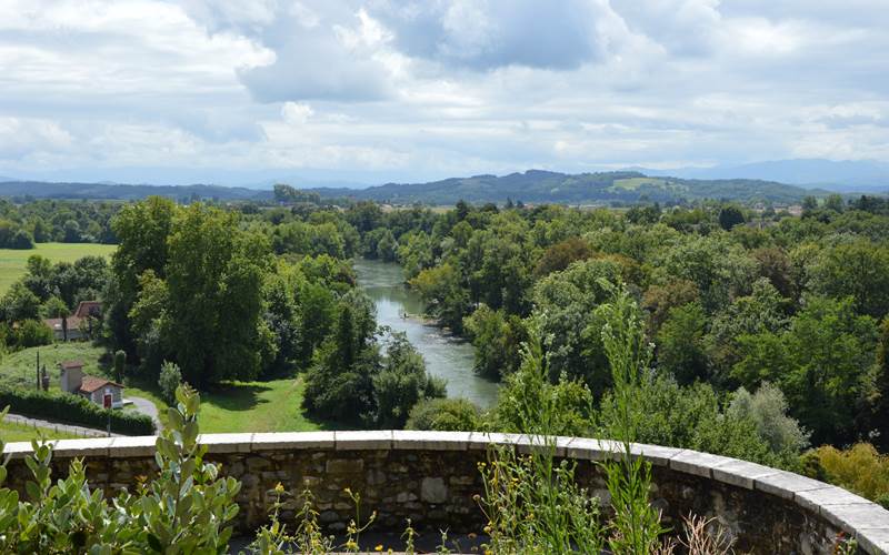 vuedepuissauveterredebarn-photo-around