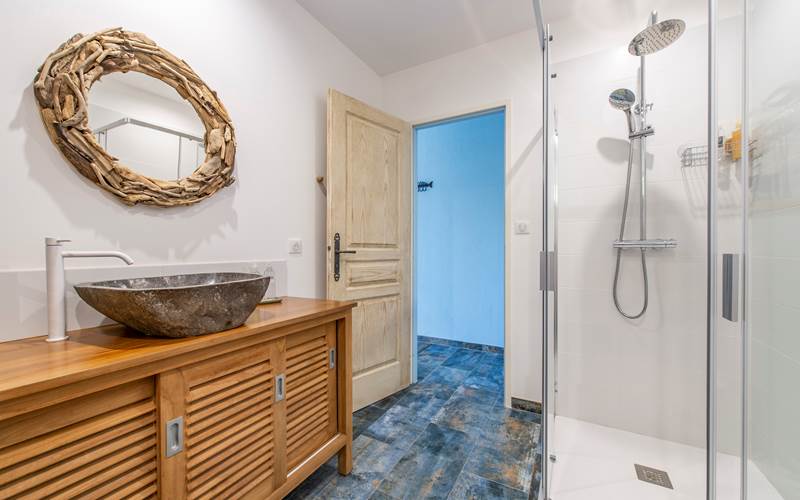 Salle d'eau Chambre d'hôtes le Partage des eaux