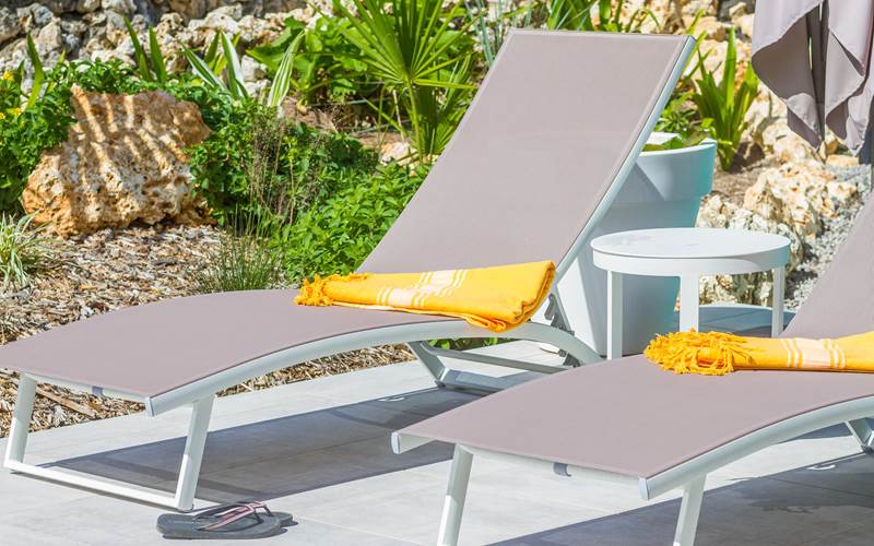 Iguane House villas & Micro Spa Villa Passion transats et jardin privatif