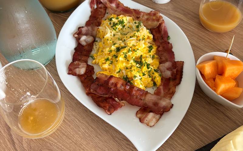 Oeufs brouillés bacon