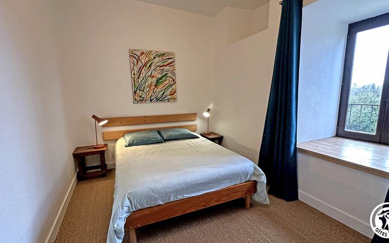 Chambre lit de 140 Gîte 2