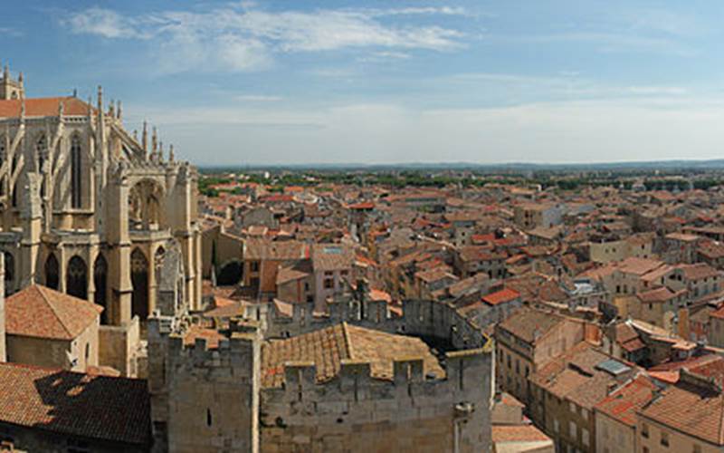 1e3296b1-ad0f-4ce8-a31d-713821fed116-photo-around