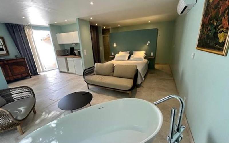 Appartement rivage, discret et confortable. Idéal pour de longs séjours