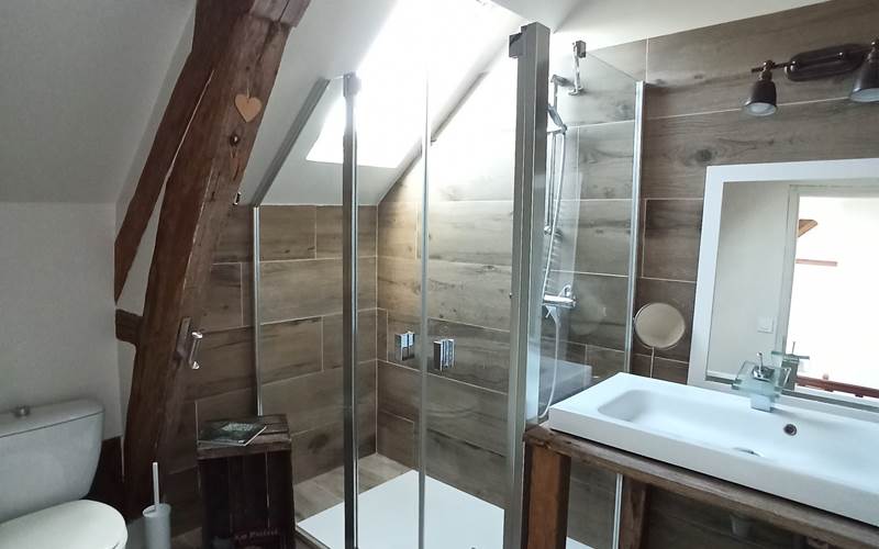Gîte salle de bain en haut