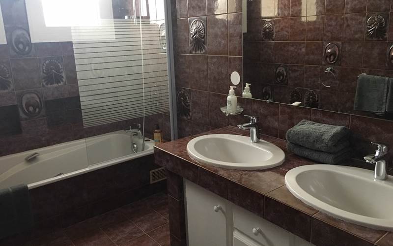 salle de bain suite vintage