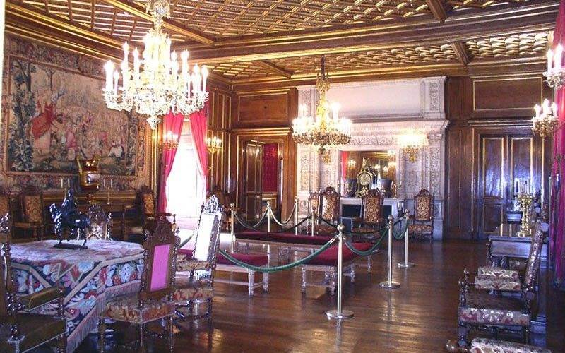 chateau-de-pau-salon-reception2-photo-around