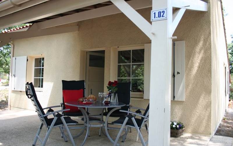ETANG VALLIER RESORT VILLA CONFORT 102