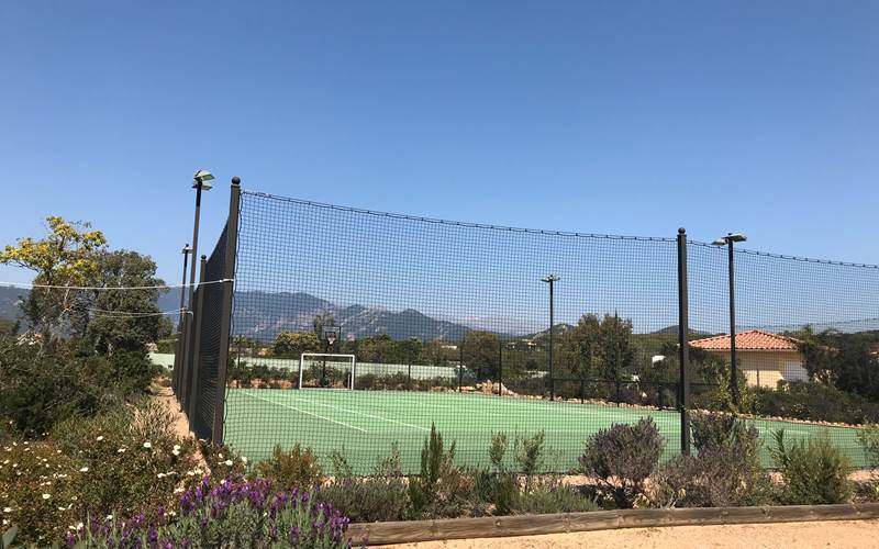 Gîte-avec-piscine-Corse