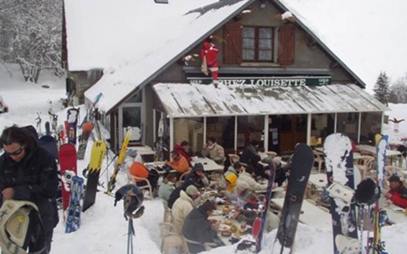 Louisette1-photo-around