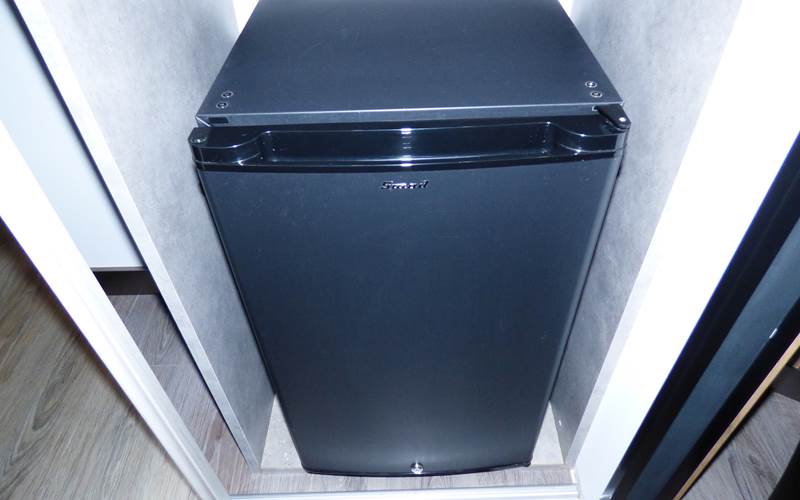 Réfrigérateur chambre Emmanuelle