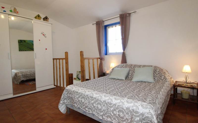 location gîte de groupe avec piscine au domaine Montloubier à Villeneuve de berg en ardèche et Rhône alpes  2 à 9 personnes