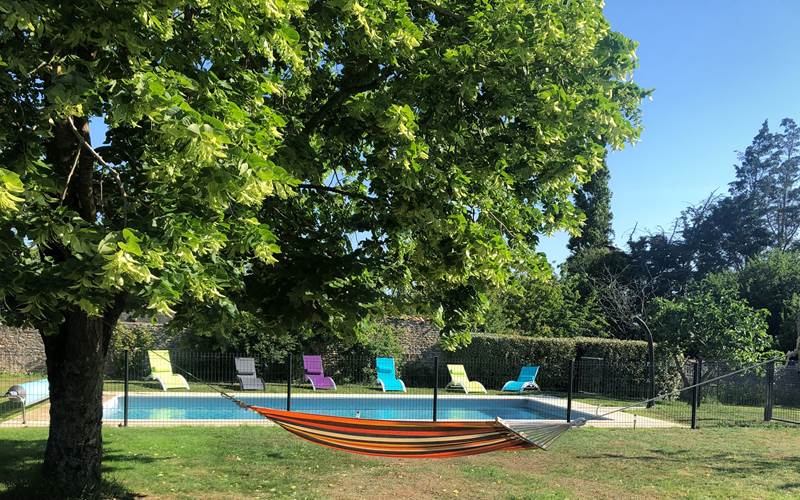 Un peu de repos près de la piscine