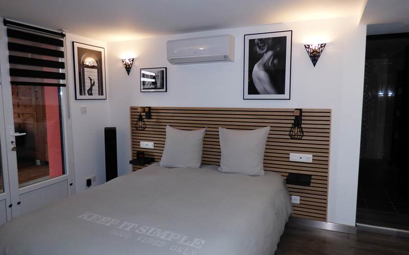 Lit Queen-Size Chambre Emmanuelle