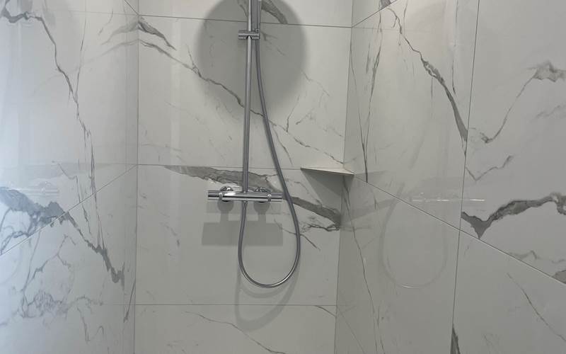 Première salle de bain