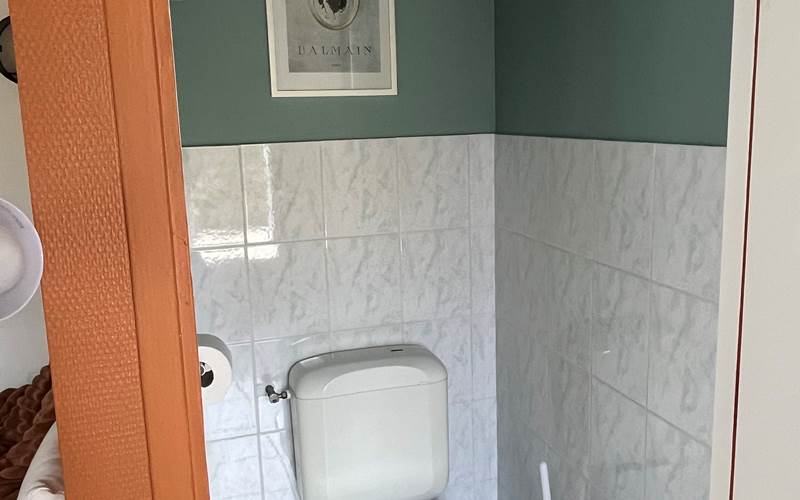 Espace toilettes gîte Aigrette