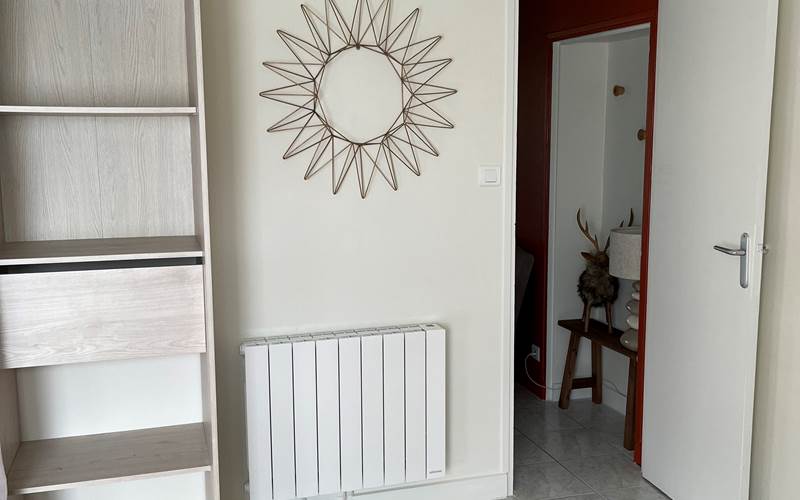 CIGOGNE_CHAMBREvueCOTEinterieur