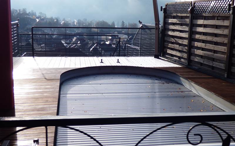 Accès piscine chambre Emmanuelle