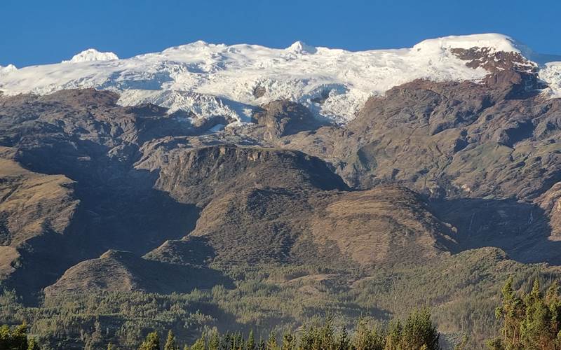 Destino cerca a Copacabaña: Nevado Copa