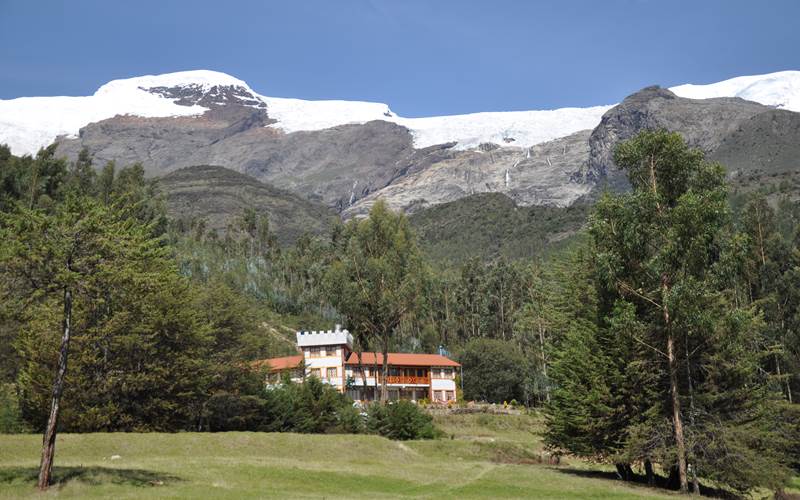 Copacabaña cerca al Nevado; ¿No te parece?
