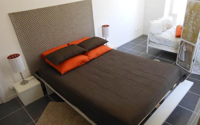 Orangeade-Lit-double