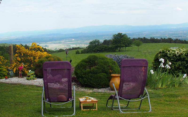 vue de l'appartement sur la plaine de la Limagne