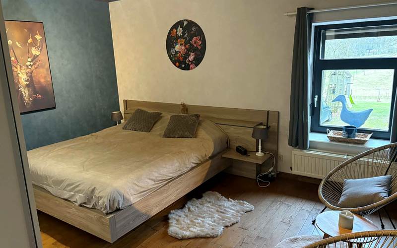 b232ccdb-9f58-4865-bf02-9ef7a08e715d