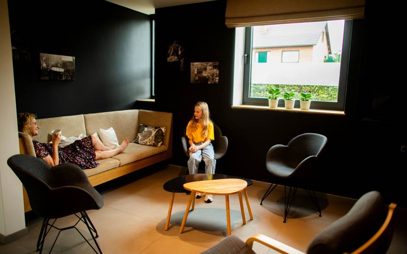 La Siroperie gîte 4 places petite réunion au salon