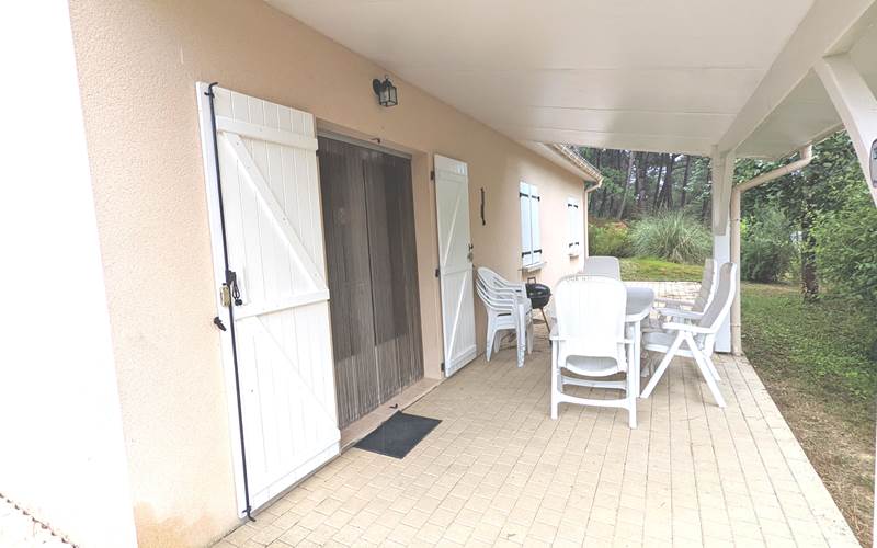 ETANG VALLIER RESORT TERRASSE VILLA CHARENTAISE