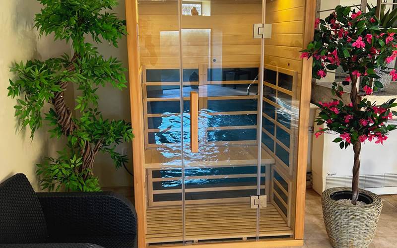 Sauna (chaleur sèche) en option