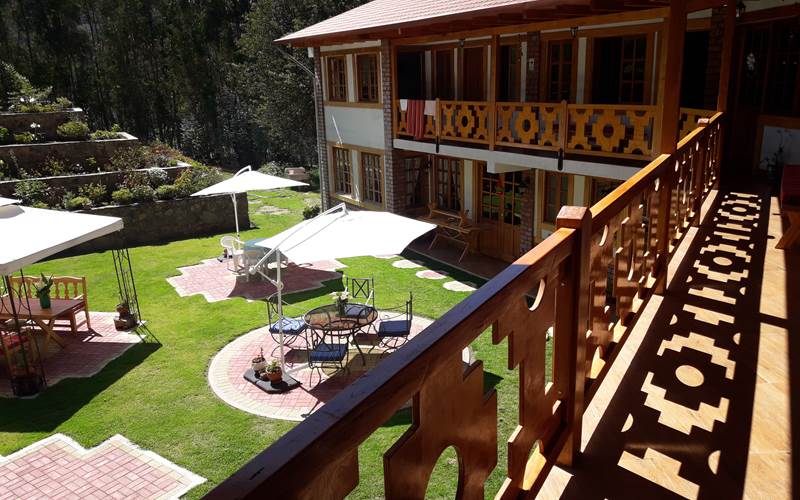 Patio de Copacabaña Lodge