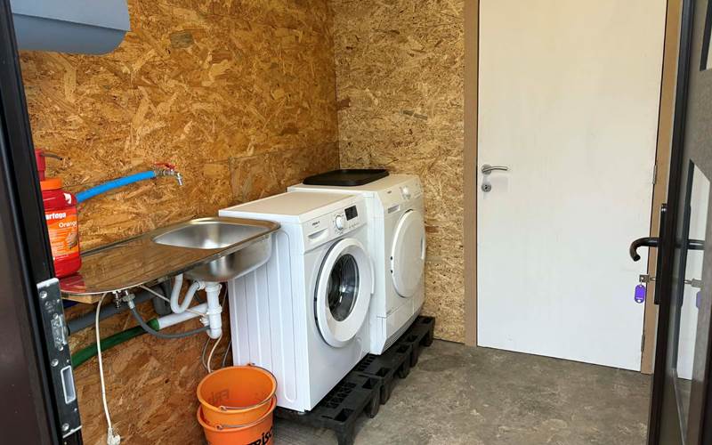 3da3bf58-e29b-44d5-b57c-0f9e502aa028