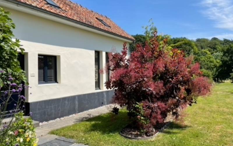 Séjour au calme avec piscine intérieure et SPA